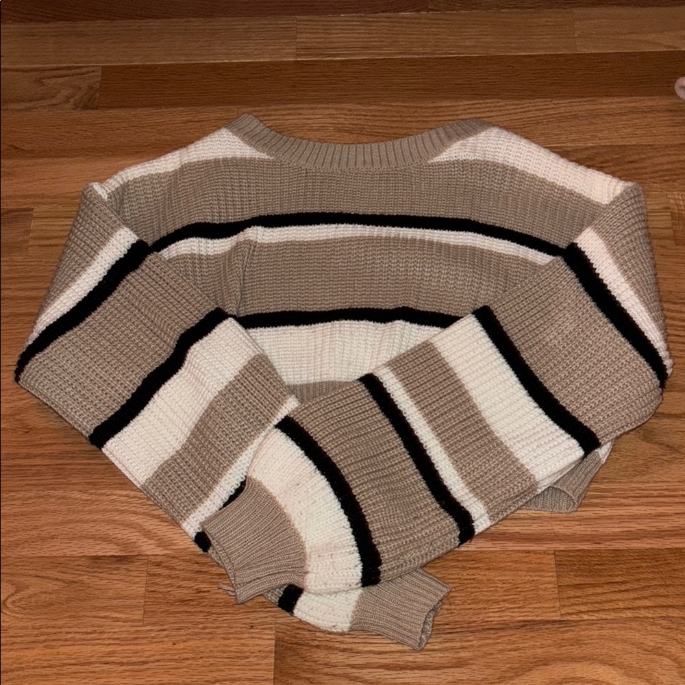 Striped Beige and Black Women's Cropped Sweater